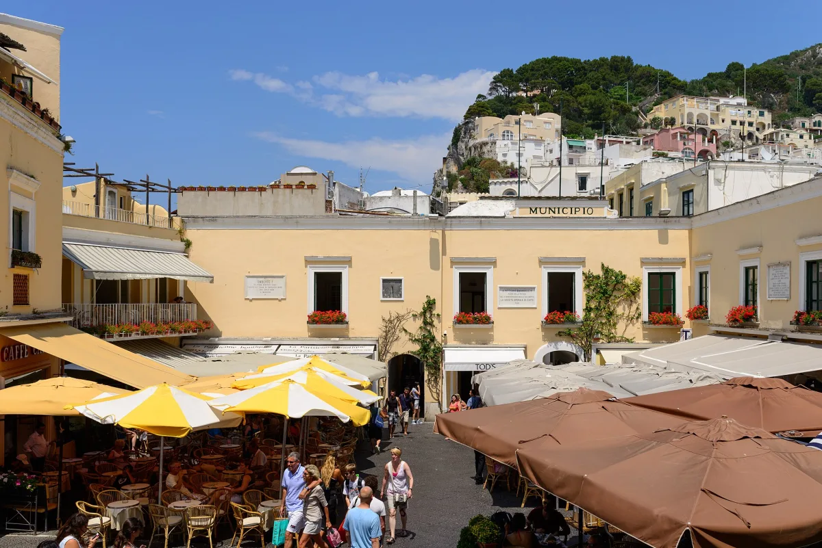 Capri slow: due giorni a piedi e in bus tra vicoli e belvederi nascosti